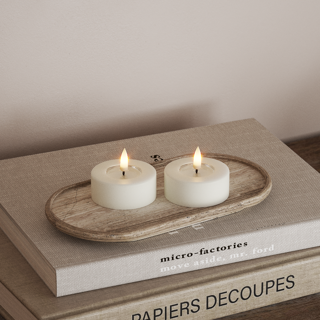 Deluxe Homeart LED Jumbo Fyrfadslys 2 stk. Store Hvid LED jumbo fyrfadslys 4