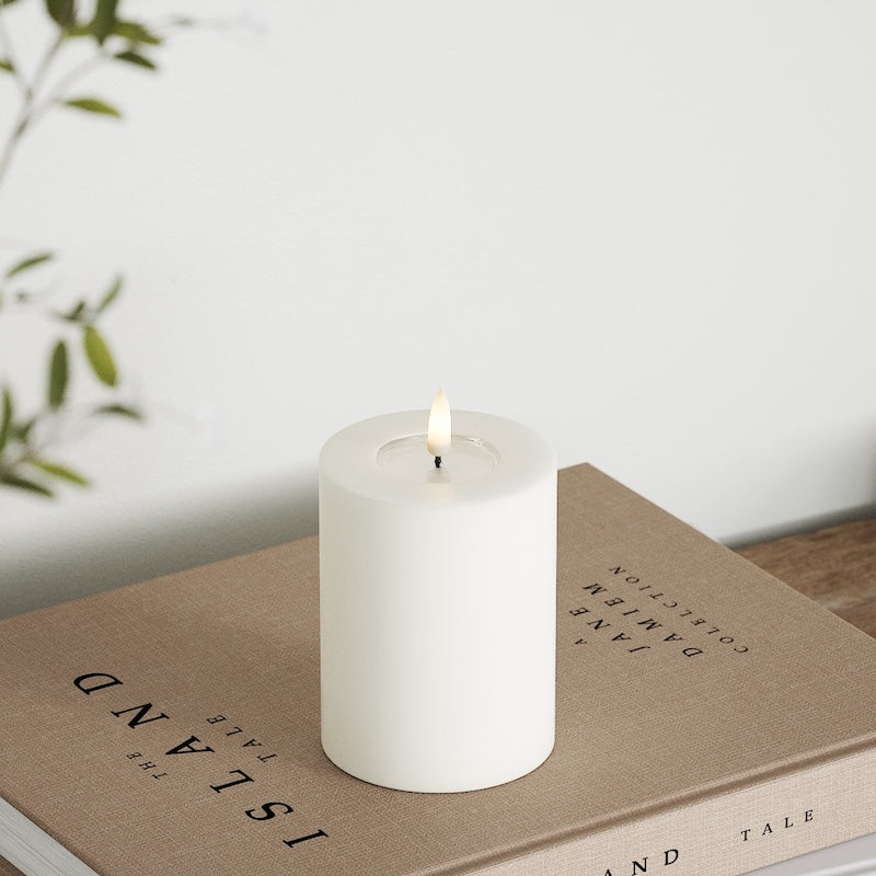 Deluxe Homeart LED блок лампа Ø 7,5 x 10 см Бяло