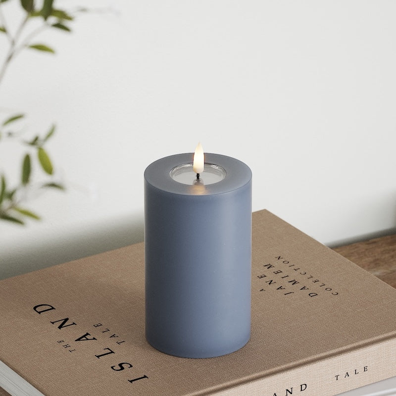 Deluxe Homeart LED Bloklys Ø 7,5 x 12,5 cm Isblå