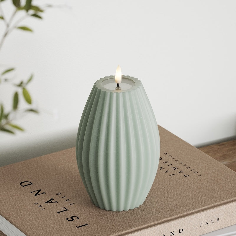 Deluxe Homeart LED Rillelys D 10 x H 15 cm Salvie grøn