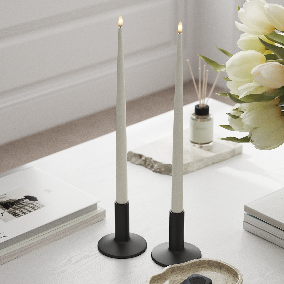 Deluxe Homeart LED Lys med lakk, 2 stk 38 cm Hvit LED stearinlys 1