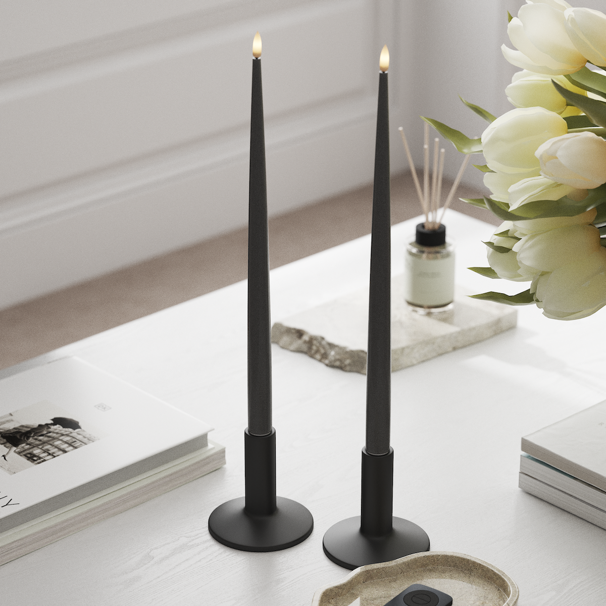 Deluxe Homeart LED Kertelys med Lak, 2 stk 38 cm Grå LED kertelys 1