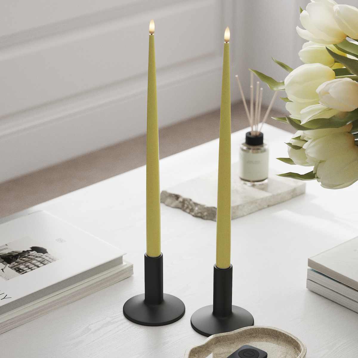 Deluxe Homeart LED свещ с лак, 2 бр 38 см Светложълто LED свещ 1