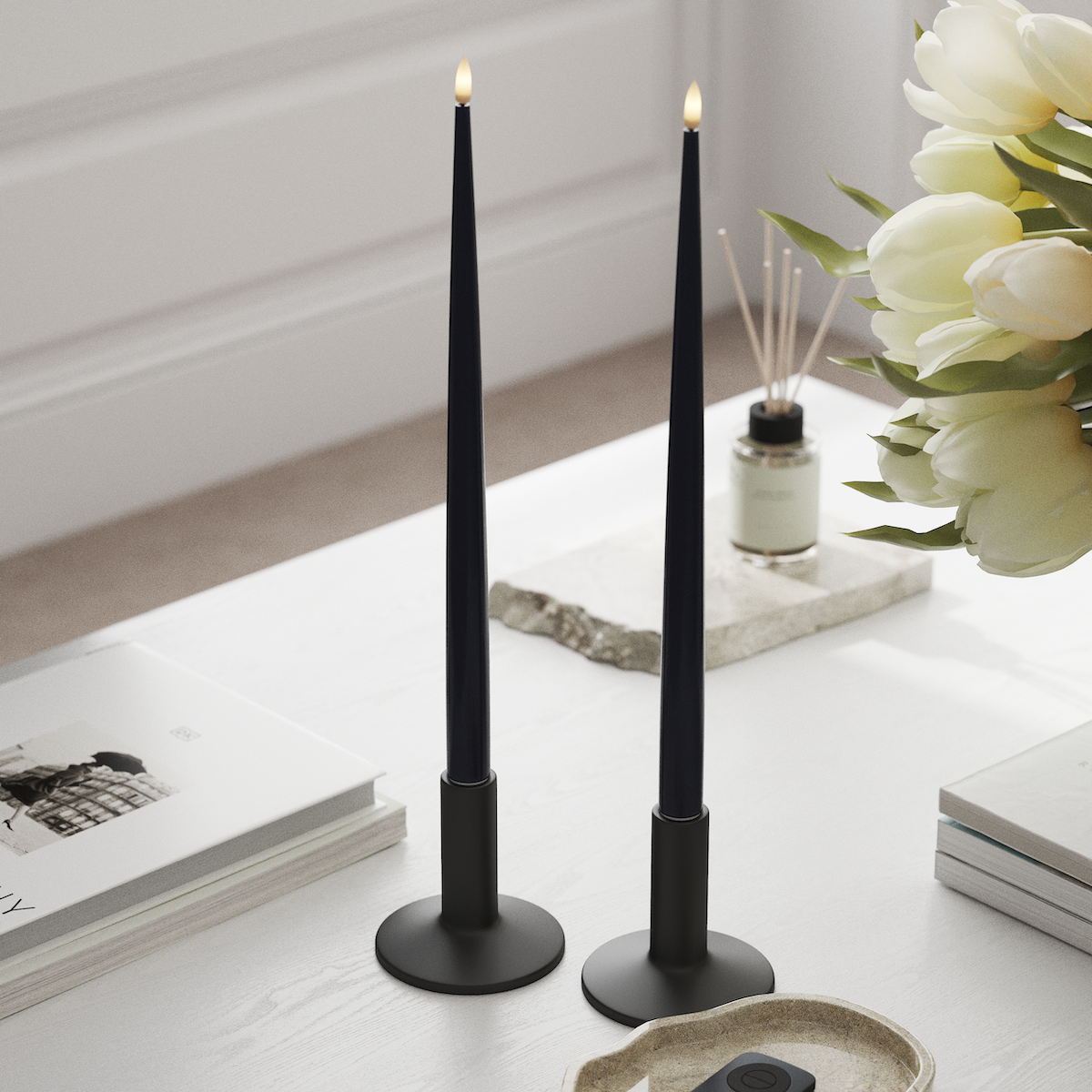 Deluxe Homeart LED свещ с лак, 2 бр 38 см Кралско синьо LED свещ 1